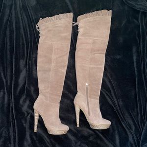 Steve Madden “Lilianna” blush suede boots sz 6.5